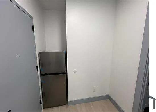 Studio, 600 sqft, $2,646 — Photo 3