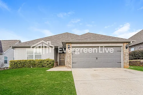 71 Lakeside Way Photo 1