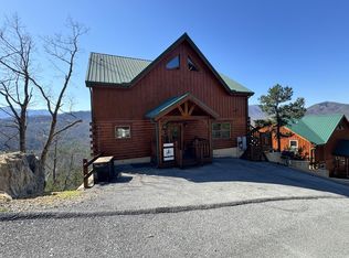 4829 Highland Place Way, Pigeon Forge, TN 37863
