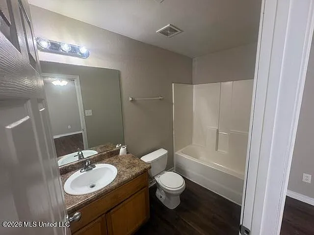 17212 Avondale Cir — Photo 9