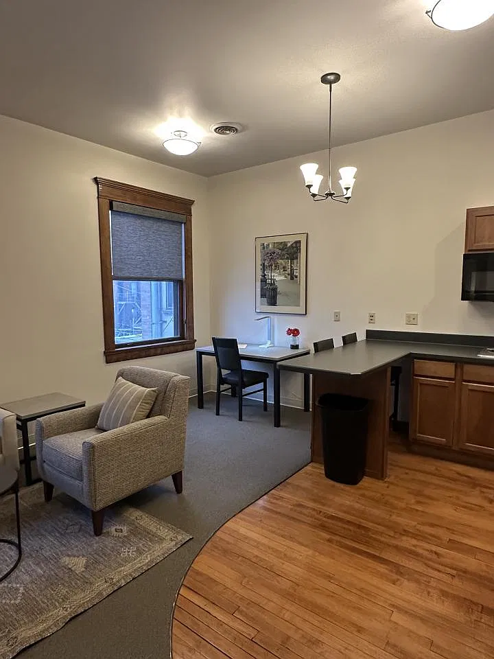 1 bed, 1.0 bath, 575 sqft, $1,125 — Photo 4