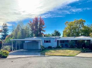 202 Mossgate Dr, Santa Rosa, CA 95409