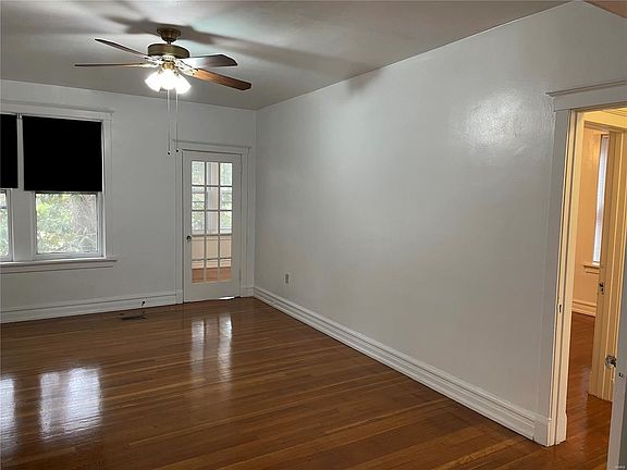 3rd image of 5147 Waterman Blvd #2