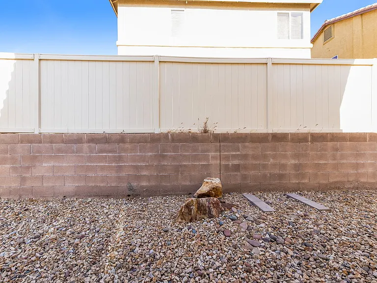 8325 New Leaf Ave — Photo 16