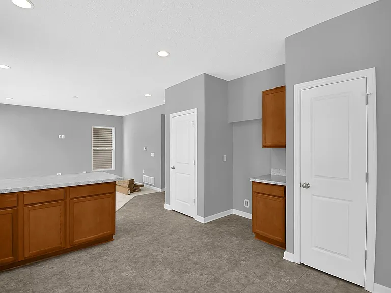 3870 Eagles Landing Dr — Photo 13