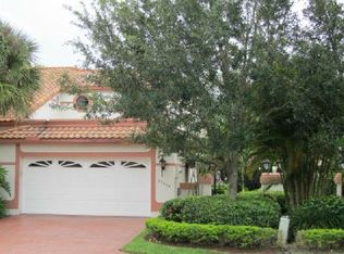 22664 Caravelle Cir, Boca Raton, FL 33433