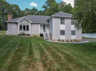 55 Center St, Wolcott, CT 06716