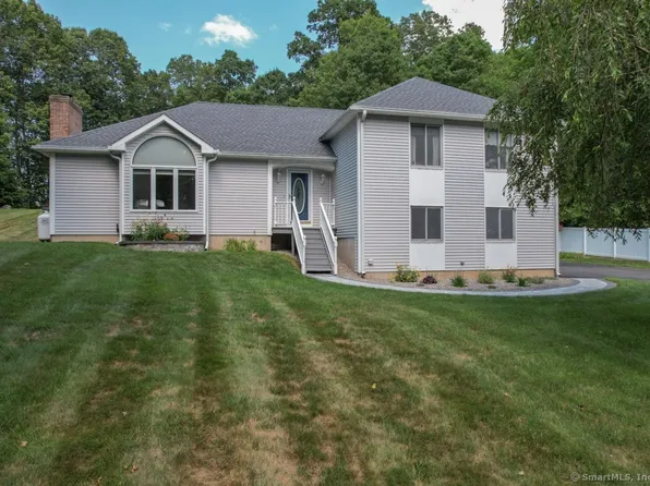 55 Center Street, Wolcott, CT 06716