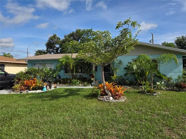 11066 102nd Ave, Seminole, FL 33778