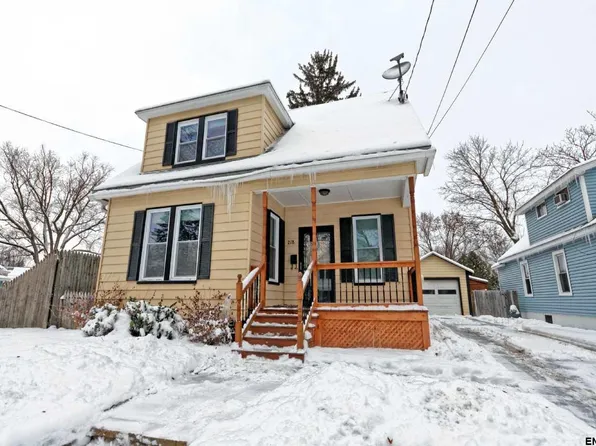 218 Catherine St, Scotia, NY 12302