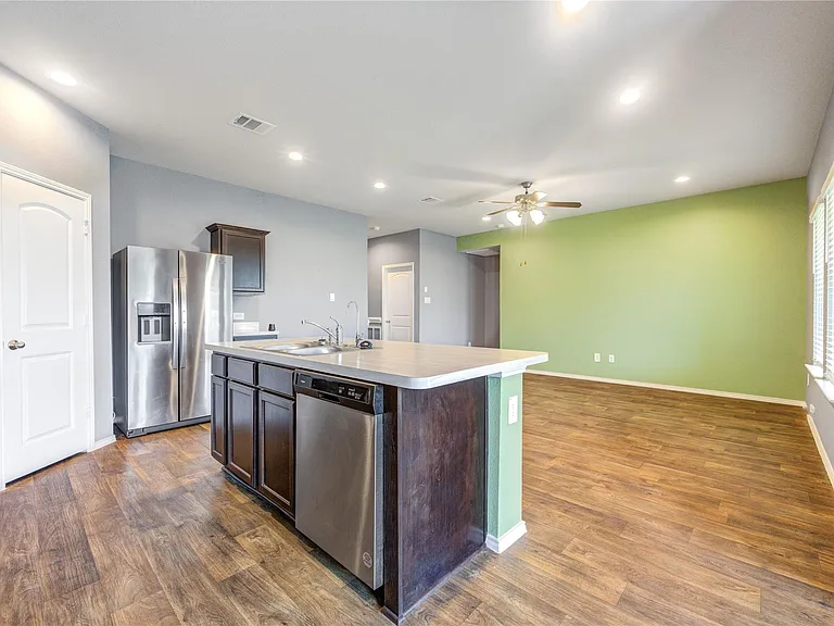 21315 Pine Mill Dr — Photo 6