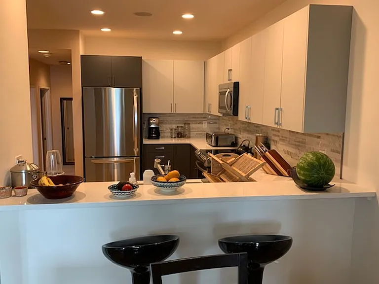 2111 Westlake Ave N #101 — Photo 9
