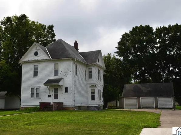 216 Cleveland Ave W, Winnebago, MN 56098