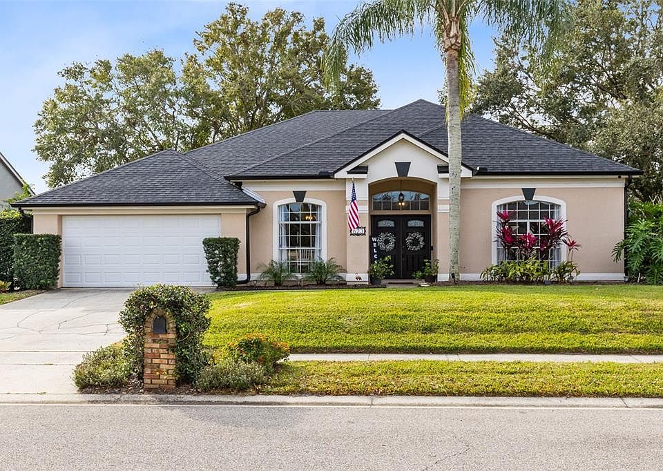 1st image of 623 YORKSHIRE DRIVE