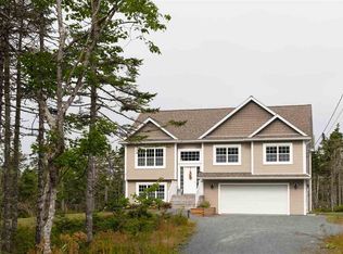 95 Powers Rd, Whites Lake, NS B3T0H5