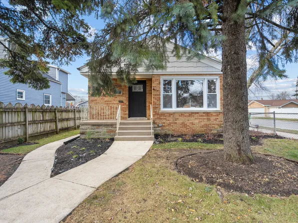 10900 S Troy St, Chicago, IL 60655