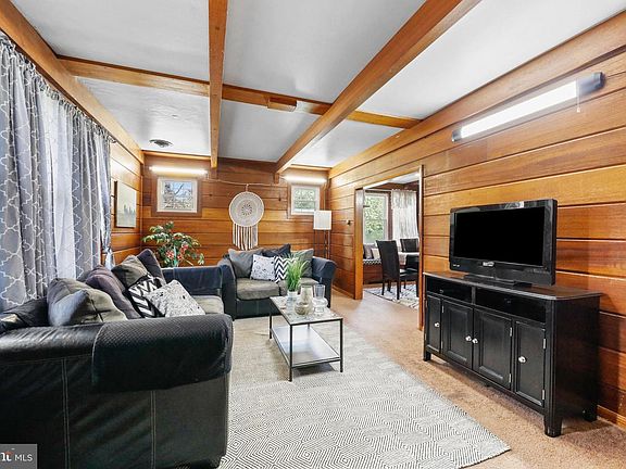 2nd image of 36 Apple Ave