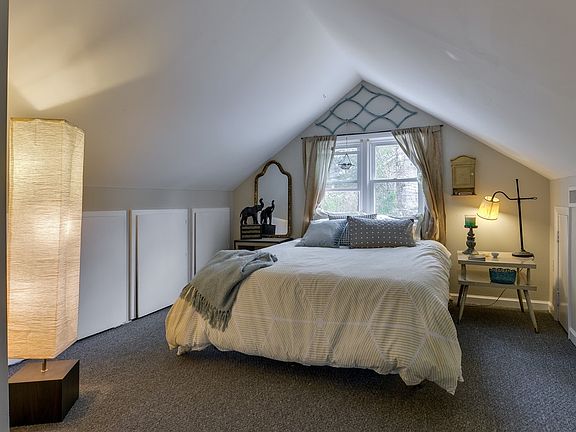 Upstairs Bedroom