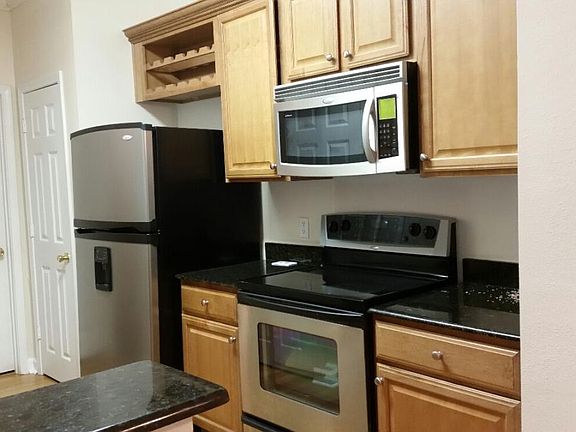 4th image of 18103 Bridle Club Dr #18103