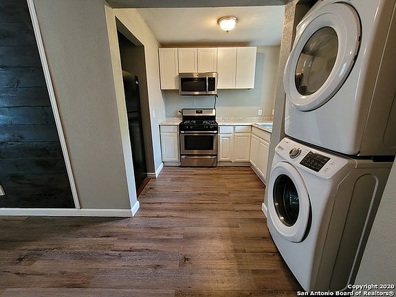 4th image of 323 Natalen Ave APT 5