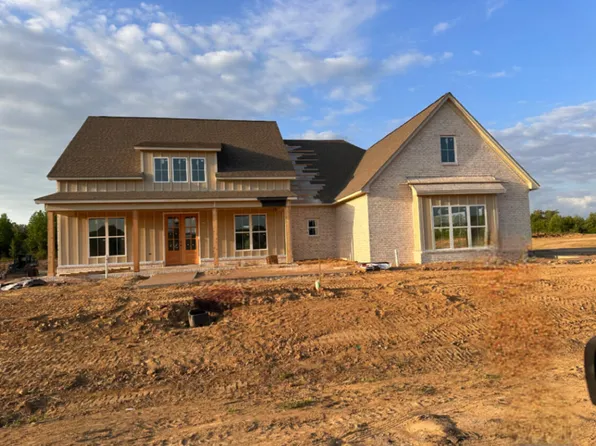 4233 Edison Dr, Nesbit, MS 38651