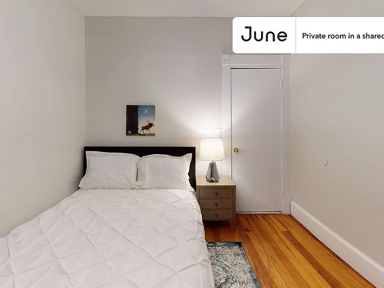 29 Craigie St #C — Photo 2