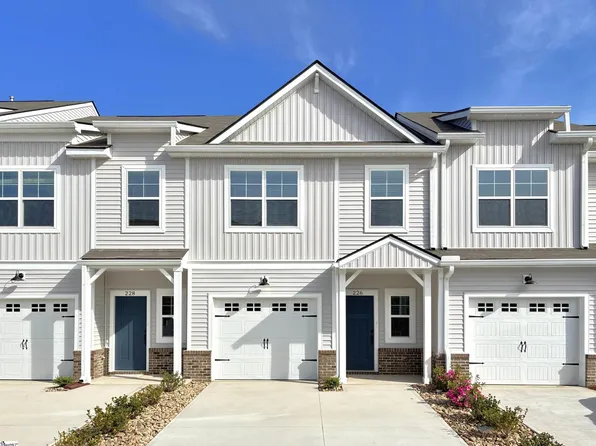 226 Crimson Tree Ct, Greenville, SC 29607