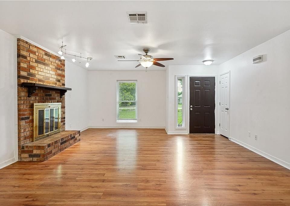 2192 Dupre St, Mandeville, LA 70448 Zillow