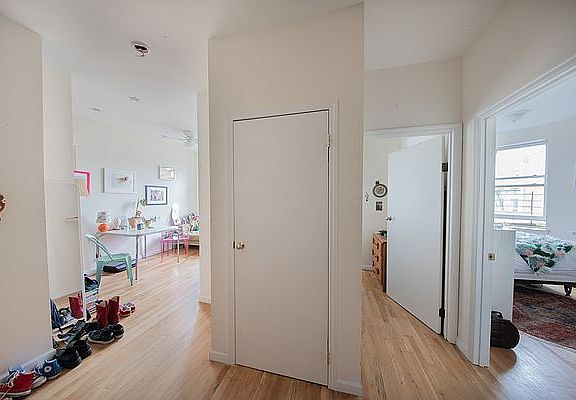 4th image of 482 Nostrand Ave APT 3D