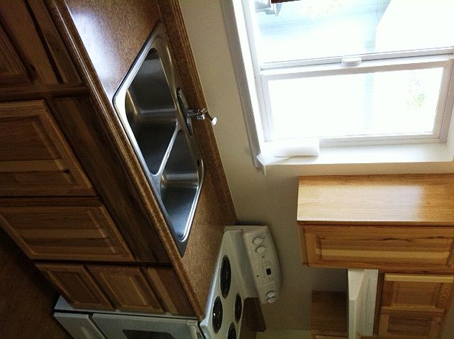 2nd image of 1004 Campbell Ave