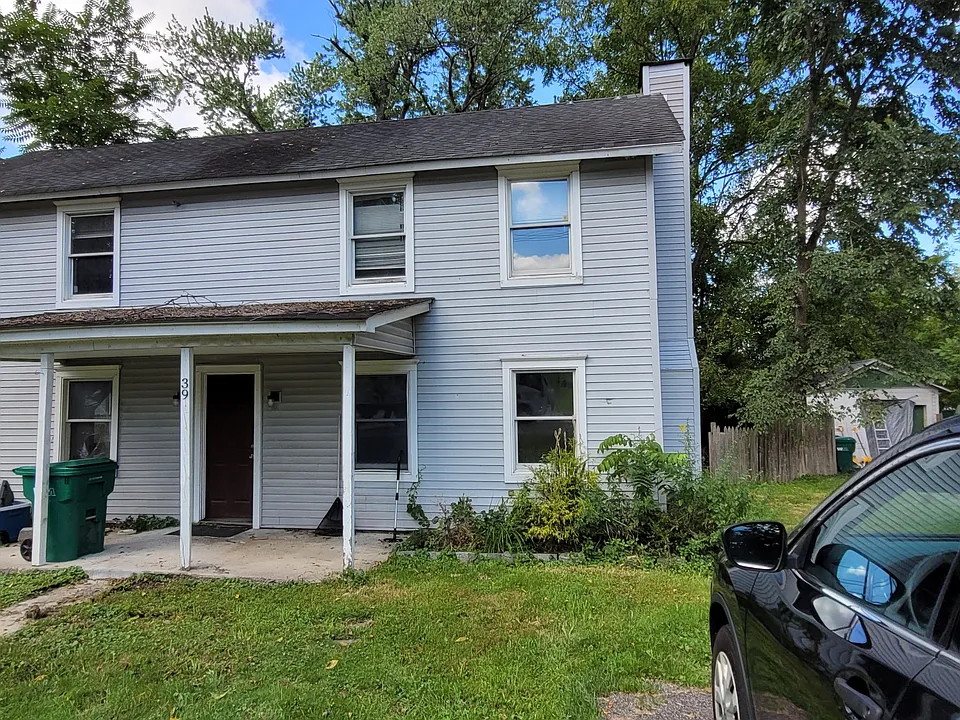 39 Vernon Ave