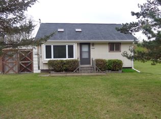 N6468 Old Lake Rd, Shawano, WI 54166