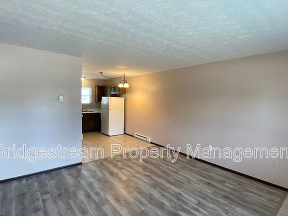 5th image of 51 Candlewood Ct