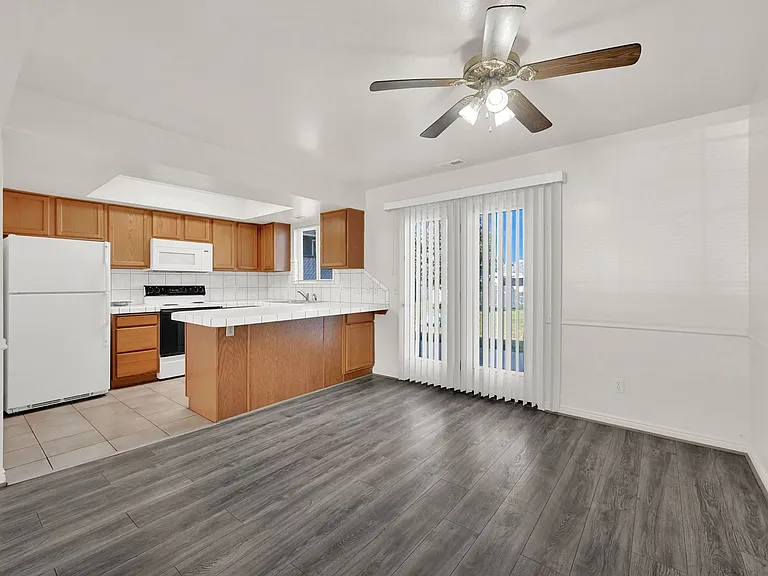 Shady Lane Apartments — Photo 44