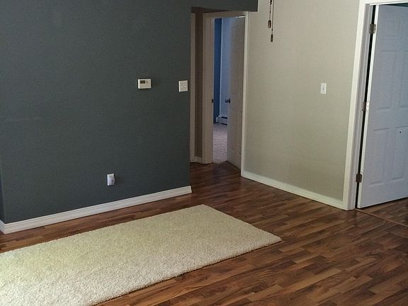 4th image of 7 Westclox Ave