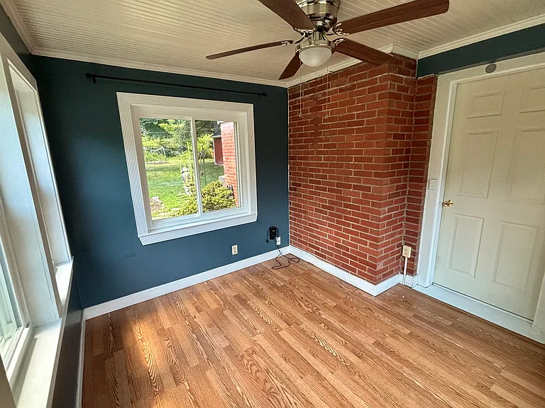 2818 Crest Ave — Photo 17