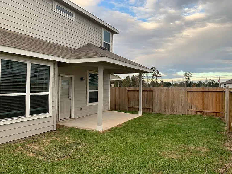 14048 Lamprey Dr — Photo 16