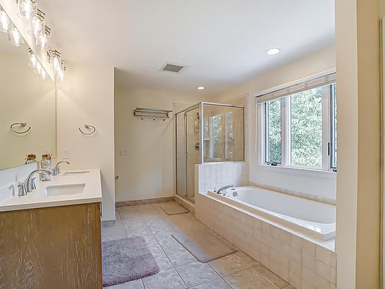 11410 Avant Ln — Photo 27