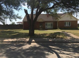 307 S Hays Ave, Protection, KS 67127
