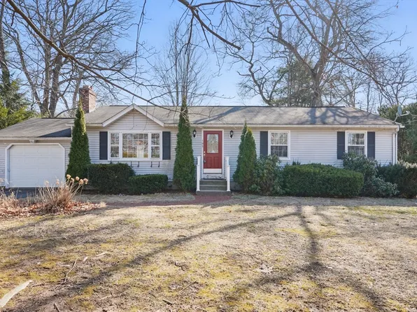 195 Susan Dr, Westfield, MA 01085