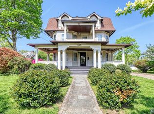 130 Ridge Rd, Rutherford, NJ 07070