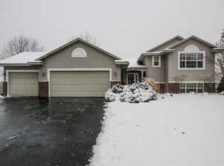 4309 Forest Rd, Saint Bonifacius, MN 55375