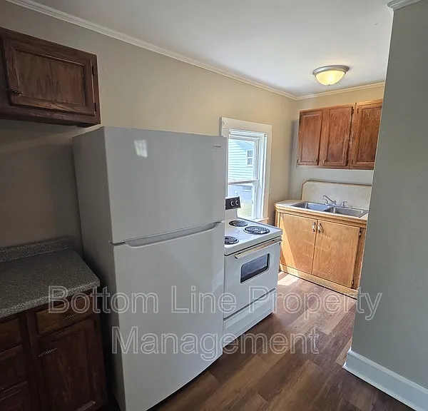 182 Cabarrus Ave E — Photo 6