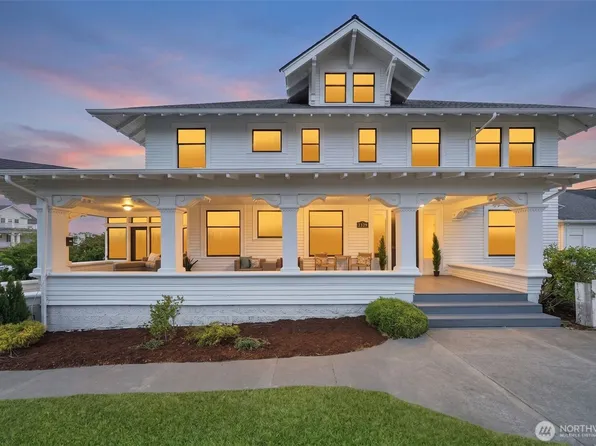 2329 Rucker Avenue, Everett, WA 98201