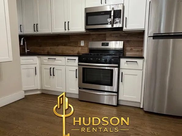 159 Prospect Ave APT 2, Bayonne, NJ 07002