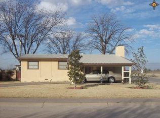 709 N 16th St, Artesia, NM 88210