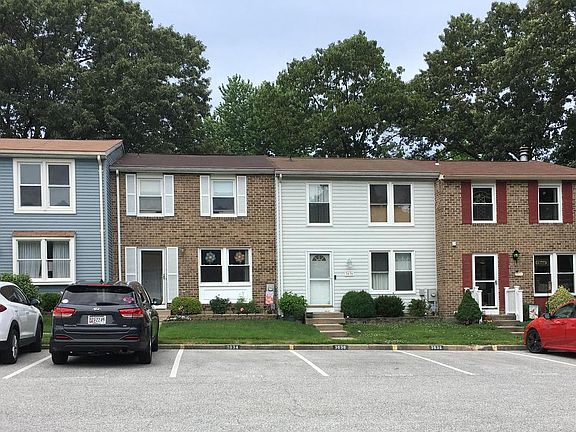 3rd image of 3635 Dorshire Ct