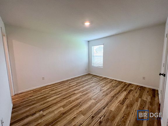 5th image of 3227 Aster Meadow Way