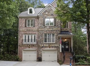 1021 Madeline Ln, Sandy Springs, GA 30350