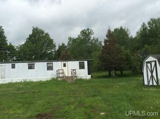 158 Smoky Lake Dr, Iron River, MI 49935
